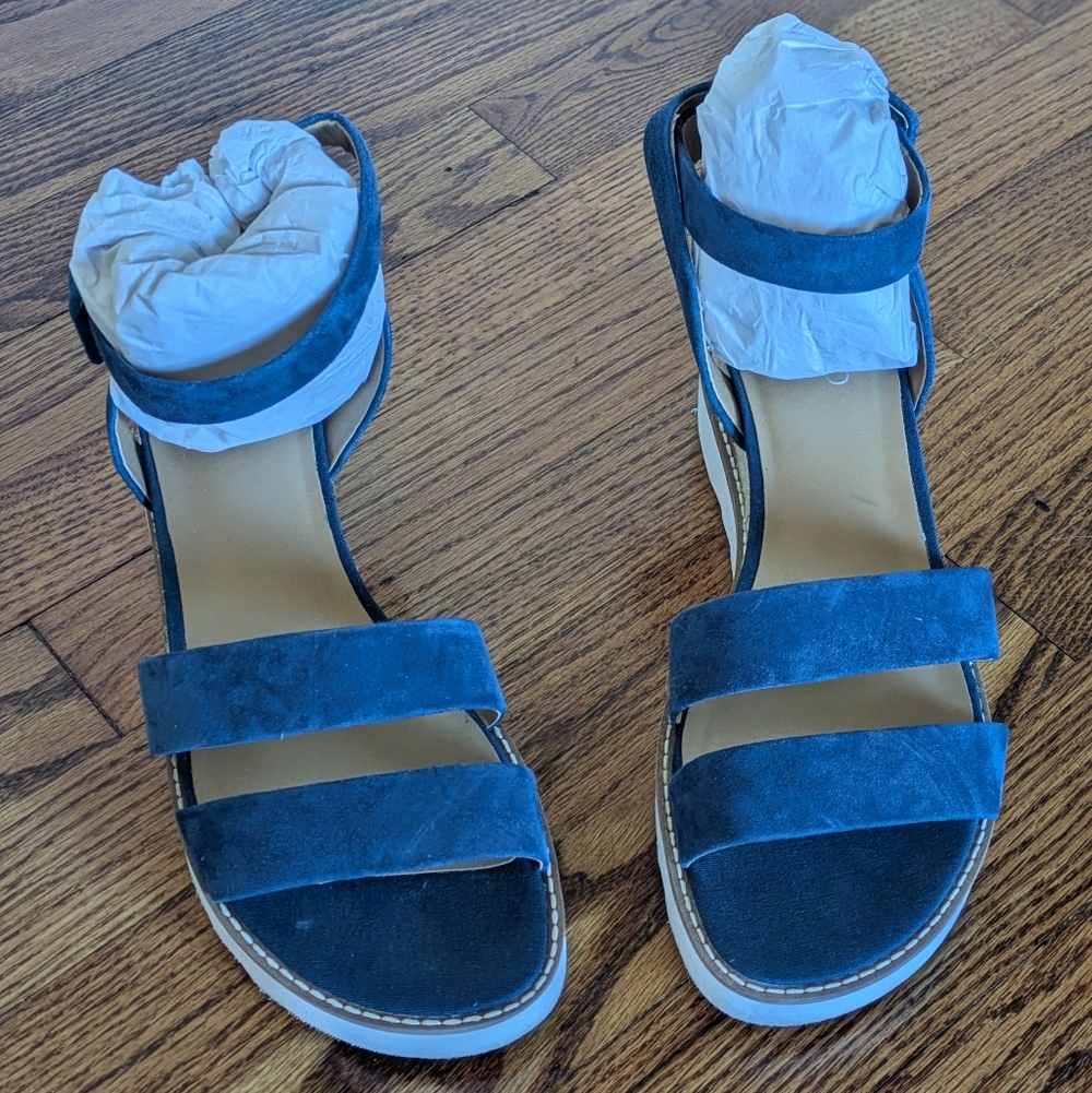Franco Sarto Connolly Blue Wedge Sandals Size 9M